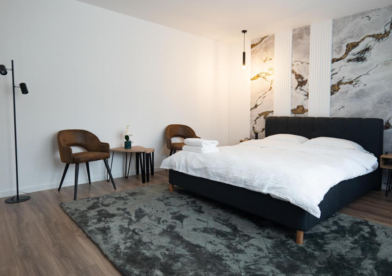Ferienwohnung Garsoniera Lux Tineretului Bukarest Exterior foto
