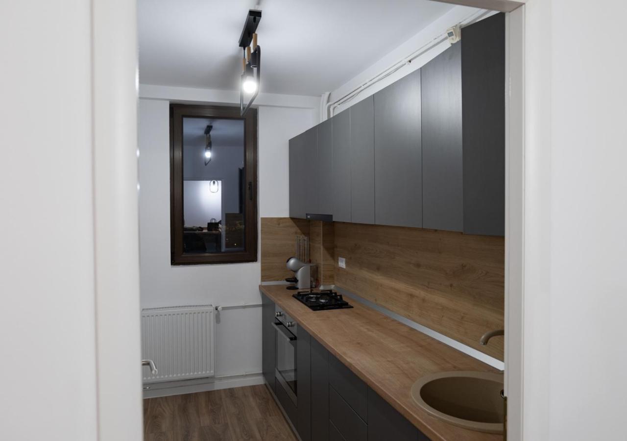 Ferienwohnung Garsoniera Lux Tineretului Bukarest Exterior foto